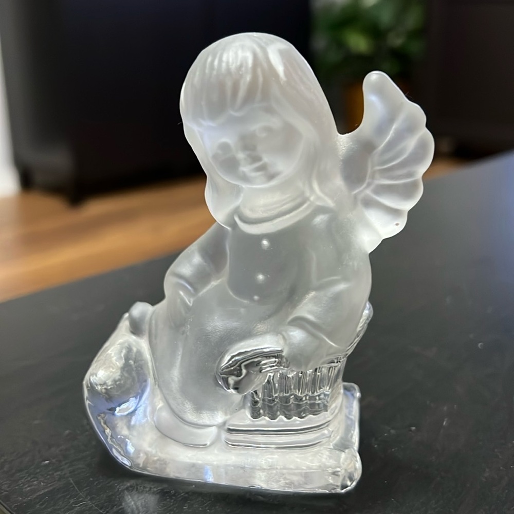 GOEBEL FROSTED GLASS ANGEL ON SLEIGH CHAIR!